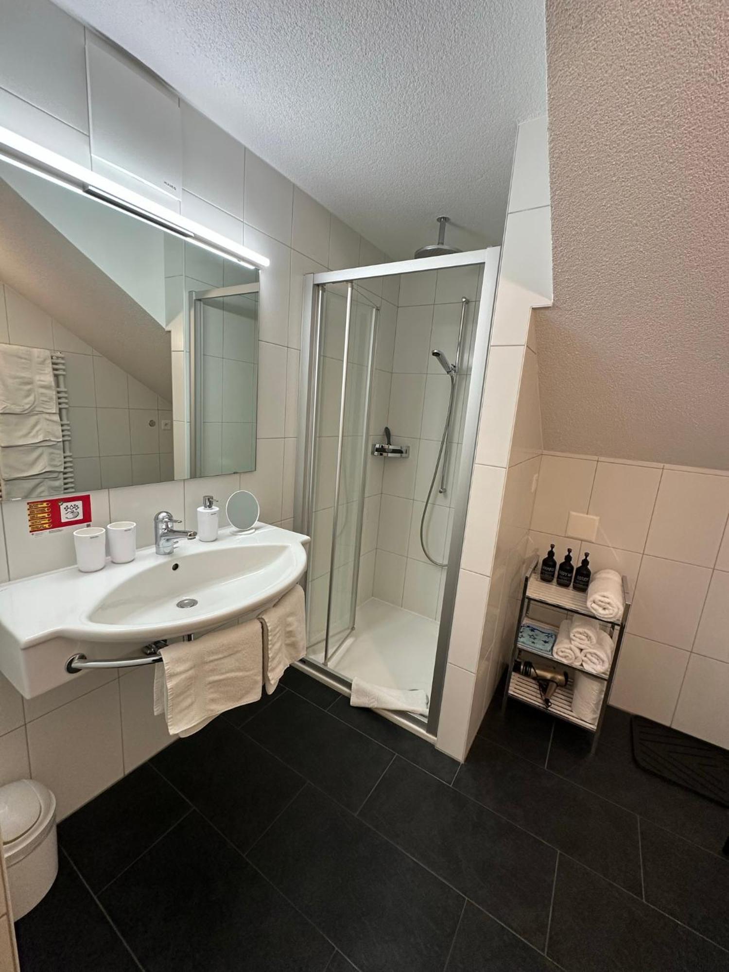 Apartment Enzian ซาส-กรุนด์ ภายนอก รูปภาพ